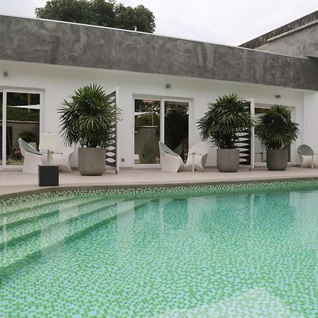 Stanislas Maison D'Hotes Abiyán Exterior foto